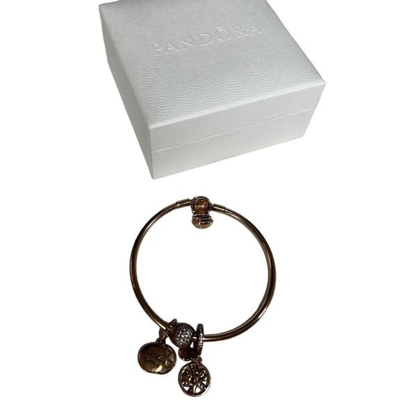 Pandora Women's Bangle & Charm Set Rose Gold Plated Size 19 With Box - Picture 3 of 4